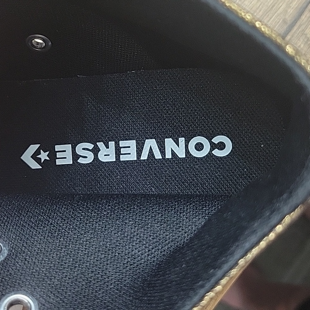 Converse High Top Brand new. - Picture 11 of 12